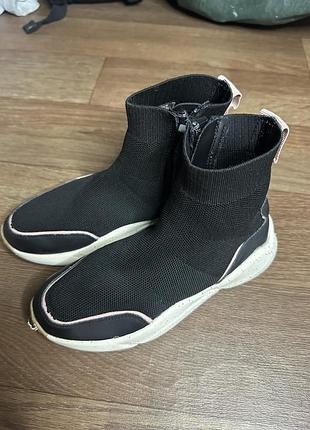 Черевики для дівчинки zara чорні, розмір eu 34
