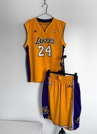 Баскетбольна форма adidas kobe bryant los angeles lakers nba jersey shorts set #24 mens