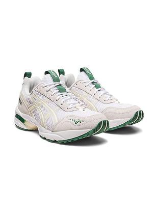 Жіночі кросівки asics gel-1090 v2