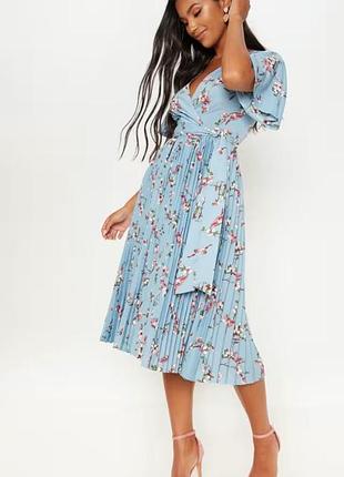 Сукня міді prettylittlething плісе