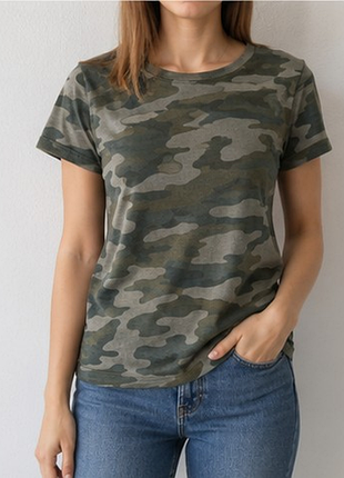 Жіноча футболка gap favorite t-shirt m-l ,46-48 камуфляжна green camo