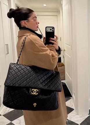 Сумка chanel xxl travel bag 44х27 см чорна класика золота фурнітура