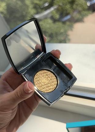 Тіні chanel