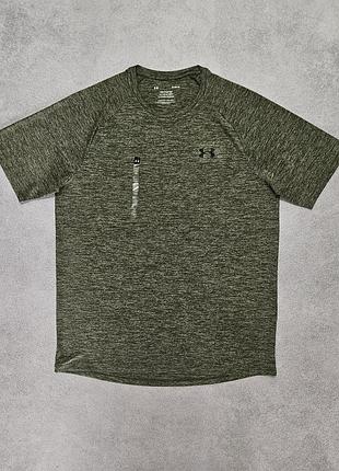 Футболка under armour m