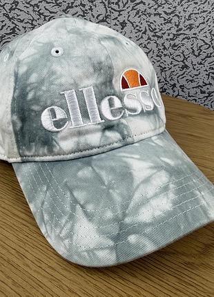 Ellesse кепка з великим логотипом