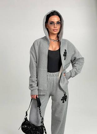 Теплий сірий костюм чорні хрести chrome hearts