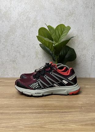 Жіночі кросівки salomon розмір 41