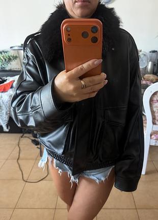 Кожаная куртка бомбер zara