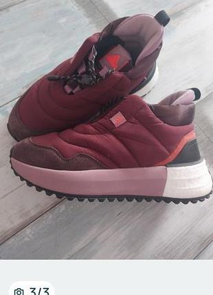 Adidas зимове взуття