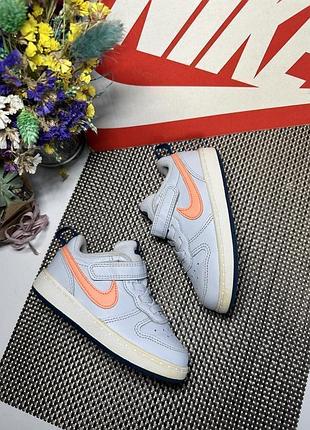 Оригінальні кросівки nike