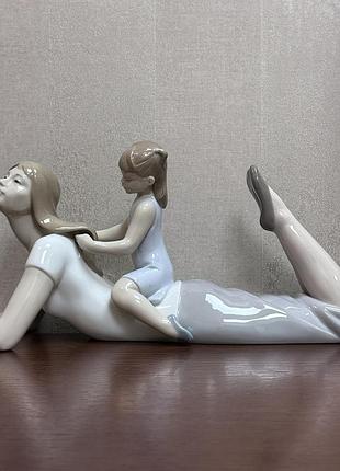 Фарфорова статуетка lladro «ти така гарна!».