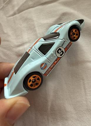 Hot wheels 6