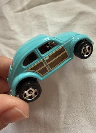 Hot wheels 9