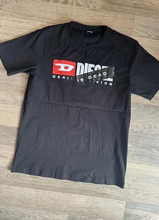Футболка diesel