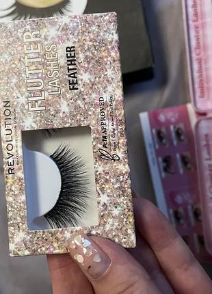 Revolution flutter lashes