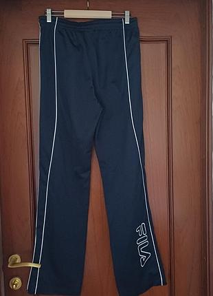 Оригинальные спортивные брюки унисекс. fila.
