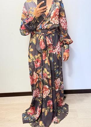 Розкішна довга сукня італійського бренду emma leoni з квітковим принтом 🌺
