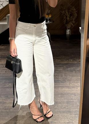 Білі джинси zara