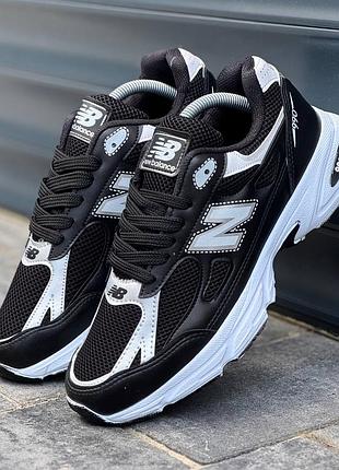 Кроссовки new balance розродаж