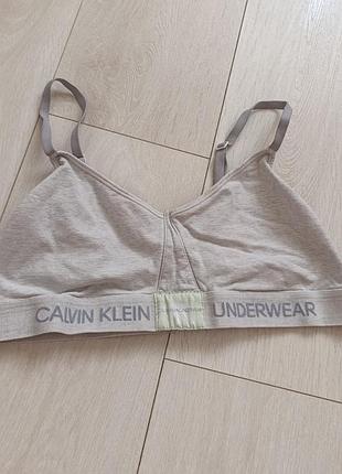 Базовый серый спортивный топ котоновый calvin klein l л 80b 80c 75d 75c