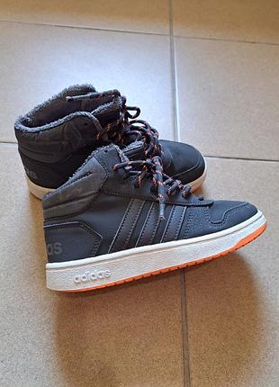 Дитячі високі кросівки adidas
