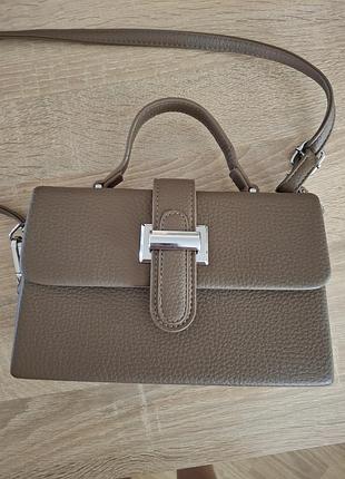 Красивая с короткой и длинной ручкой сумочка 👜