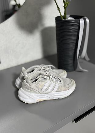 Кросівки adidas