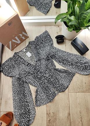 Стильна блуза з воланами в лео 🐆 принт від topshop.