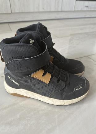 Зимові ботінки adidas 37!
