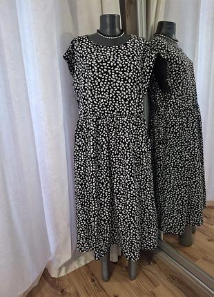 Котоновое с карманами платье 👗