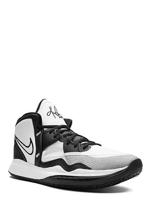 Баскетбольные кроссовки nike kyrie infinity бело-черные