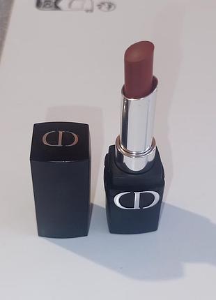 Помада dior rouge dior forever, ультраматовая, оттенок 879