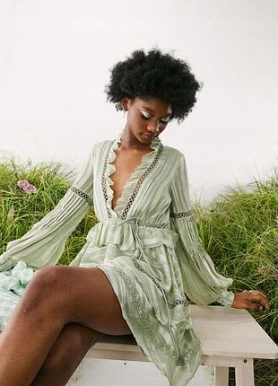 Шовковиста міні-сукня asos design кольору шавлії з люверсами, нова з бірками