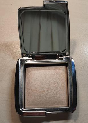Hourglass - пудра для обличчя incandescent strobe light ambient lighting powder