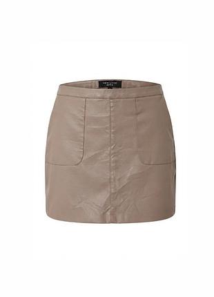 Бежевая мини-юбка из искусственной кожи new look petite / короткая юбка с карманами размер xs-s (uk 6 / eur 34)