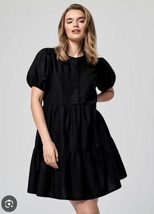 Очаровательное с воланом по низу платье 👗