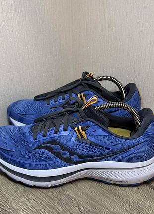 Кросівки saucony omni 21