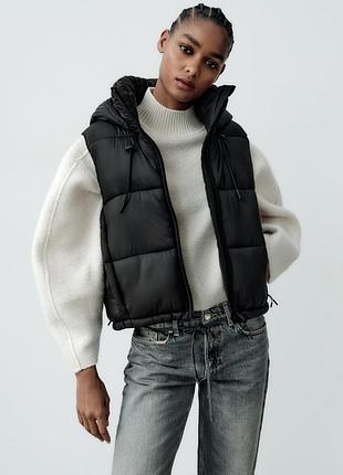 Утеплений жилет zara