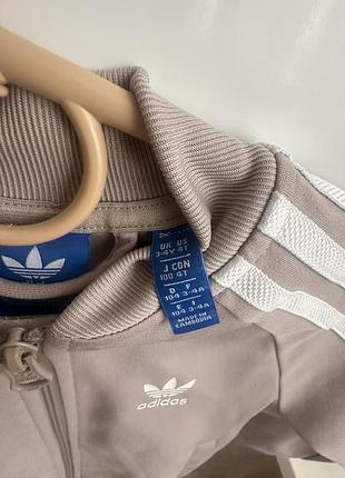 Спортивна кофтинка adidas 2