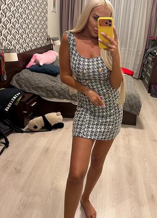 Женское стильное платье твидовое