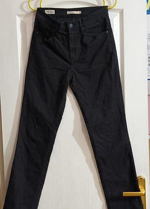 Женские прямые оригинальные джинсы ливайс левайс levis levi's 724 high rise straight  черного цвет 
джинси левайс levis levi's