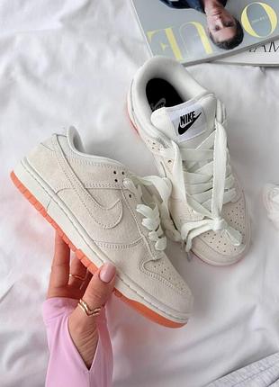 Женские бежевые кроссовки nike sb dunk low parachute beige х данк 41