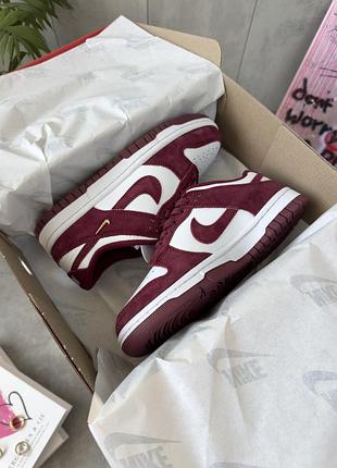 Жіночі бордові кросівки nike sb dunk low sail bordo white х данк 37