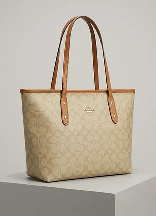 Сумка - шоппер coach city tote light brown бежевый женский
