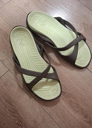 Crocs шлёпанцы