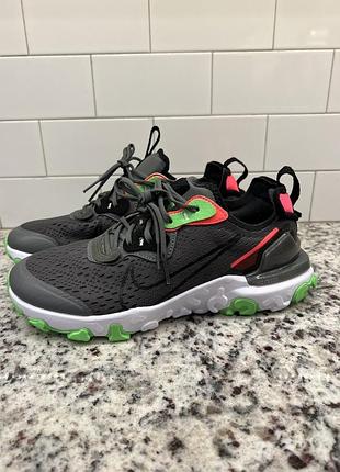 Яркие комбинированные кроссовки nike react vision ww cv8965-001
