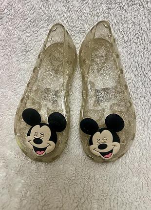 Стильні балетки від disney