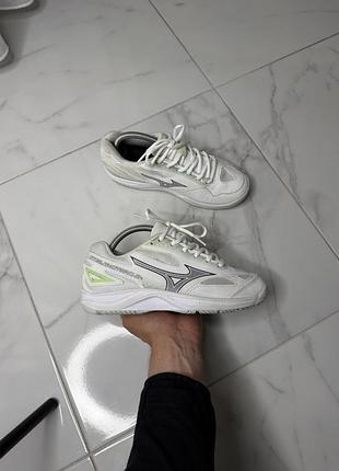 Спортивні кросівки mizuno stealth star jr для гандболу та волейболу, р. 36 (22.5 см)