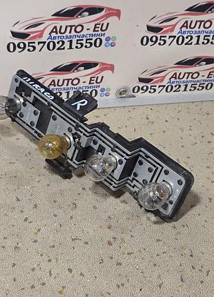 Плата заднього правого ліхтаря citroen xsara picasso pbt10fv 09221 сітроен хсара пікассо