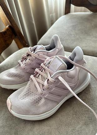 Кросівки на дівчинку adidas 34 розмір !